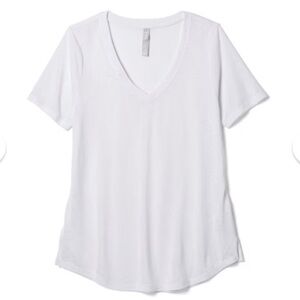 ATHLETA ESSENTIAL V-NECK TEE